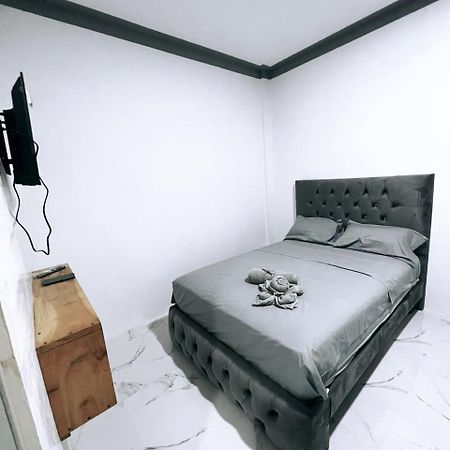 La Casa De Moni Apartment ปูแอร์โต บาเกริโซ โมเรโน ภายนอก รูปภาพ
